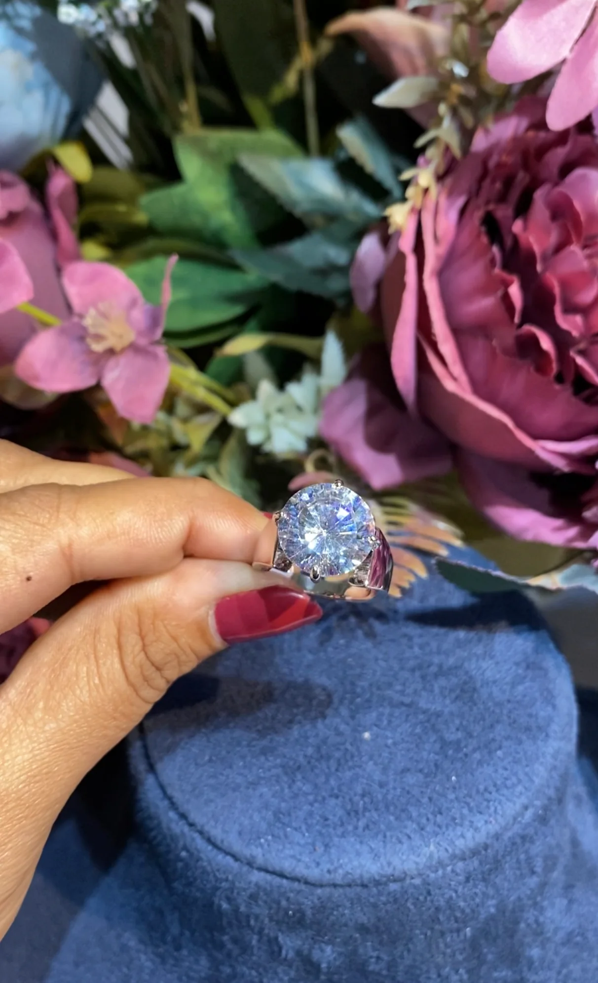 6 CT ROCK BLING RING (ADD TO CART AND GET A FREE GIFT)⭐ - Image 7