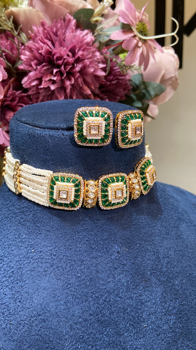 Festive Pearl Polki choker set - Image 4