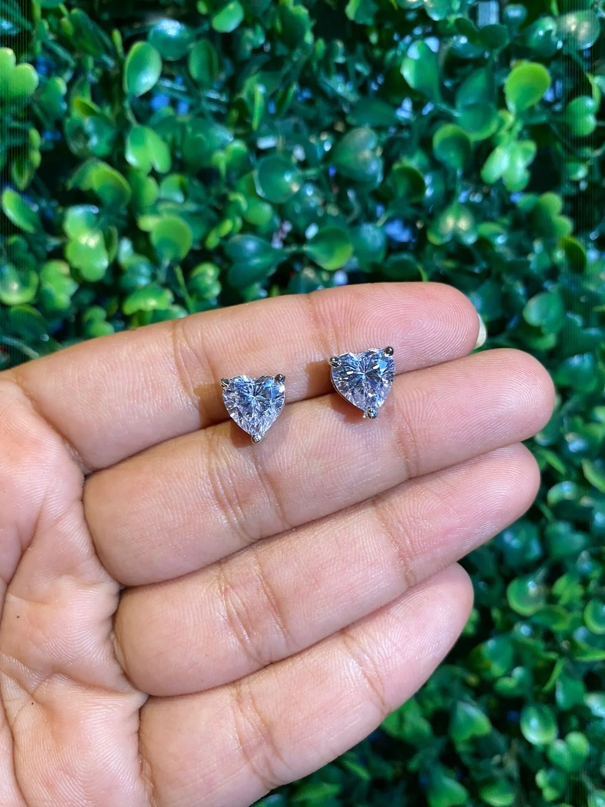 3 CT Daily wear heart Soliatires - Image 3