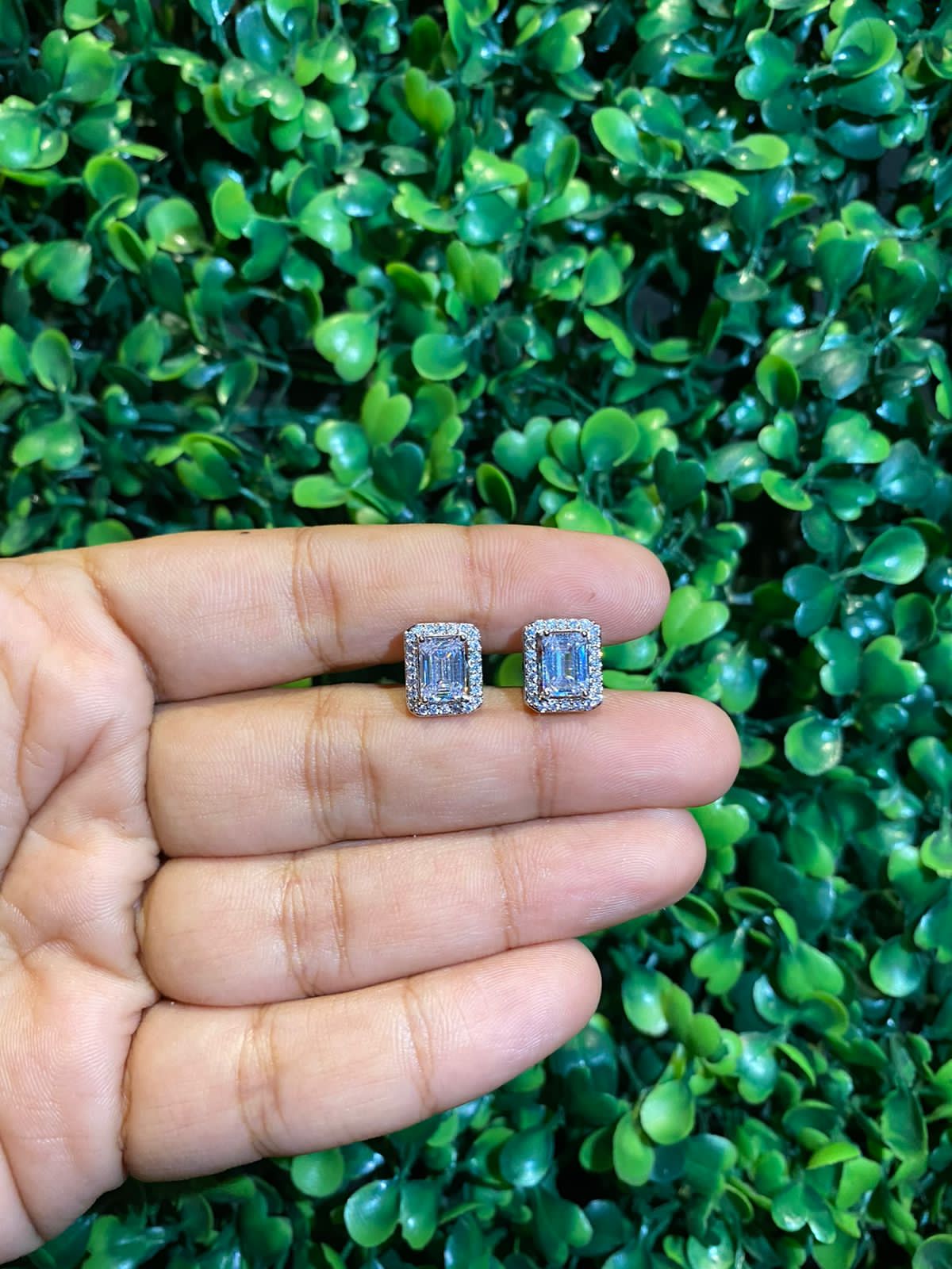 Small emerald cut halo screwback earrings - Image 3